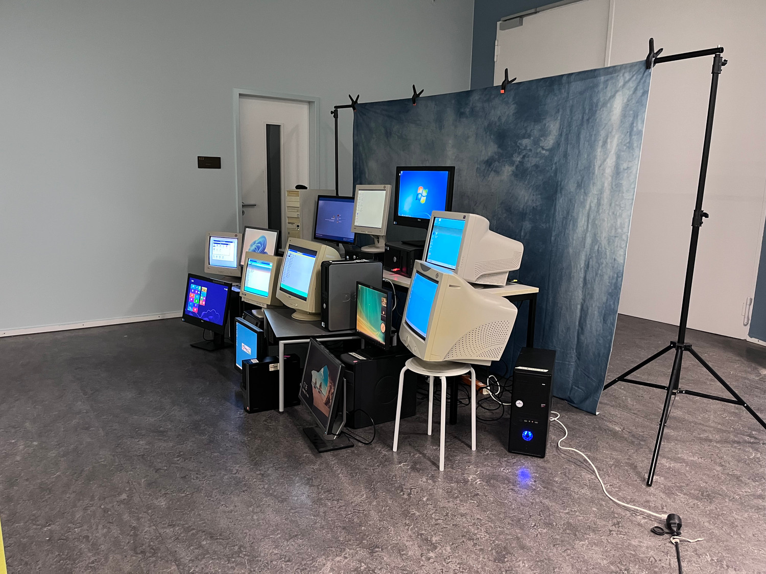 Computer installation for the Microsoft Windows Family Photo